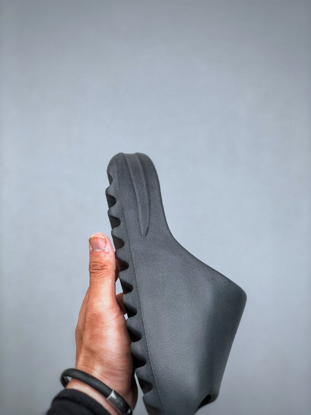 Pre-Order Yeezy Onyx Slides